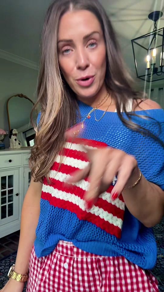 Post 4 by Farrah on TikTok (video)