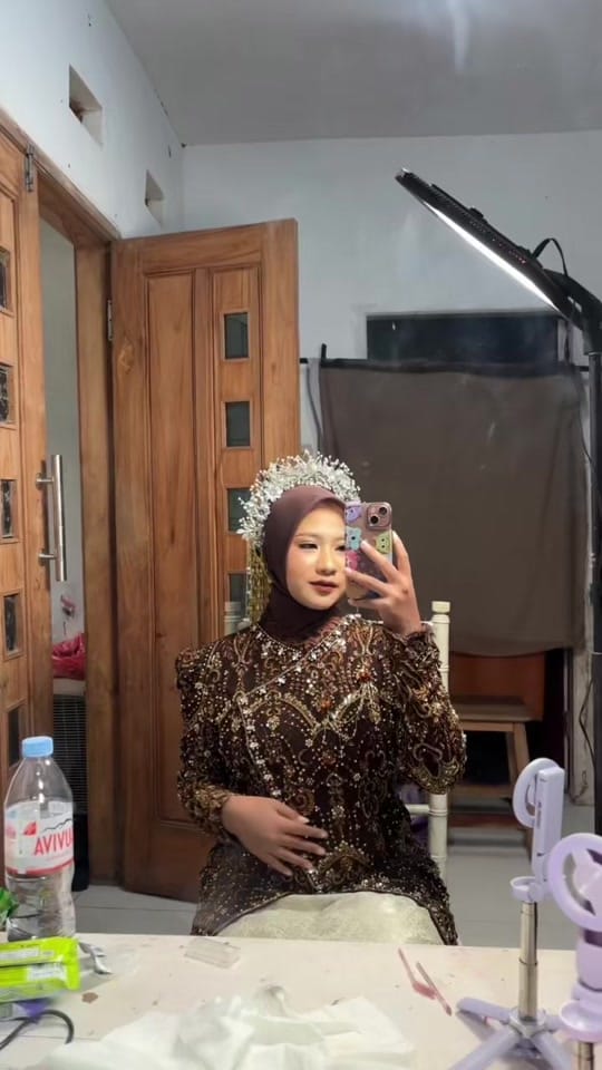 Post 2 by Petite girl | 148/54 🐥 on TikTok (video)