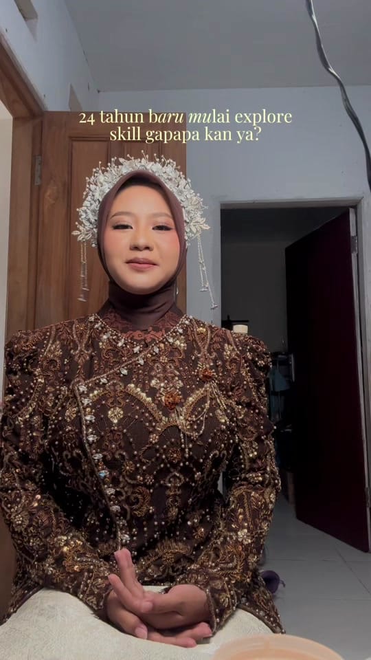 Post 1 by Petite girl | 148/54 🐥 on TikTok (video)