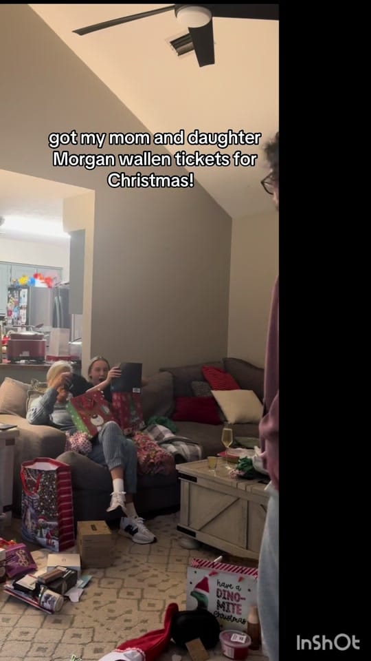 Post 2 by Logan Reissman on TikTok (video)