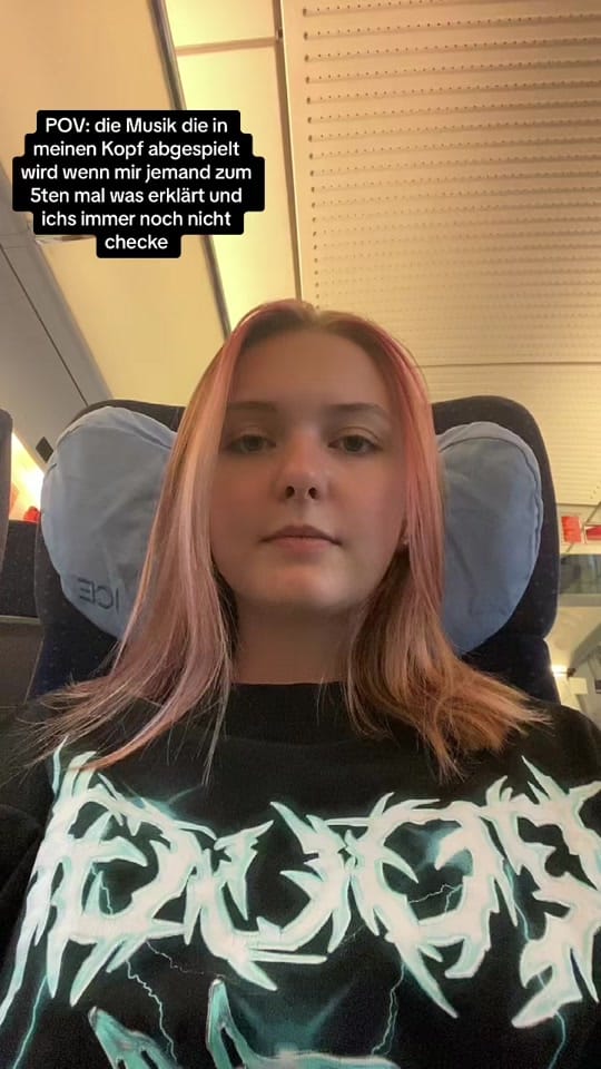 Post 7 by Anna💍 on TikTok (video)
