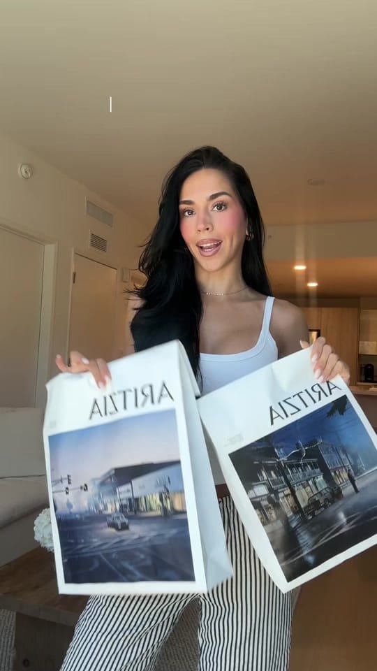 Post 2 by Nathalie Von on TikTok (video)