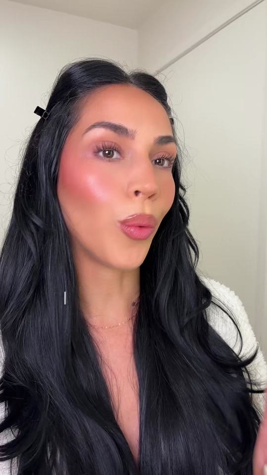 Post 8 by Nathalie Von on TikTok (video)