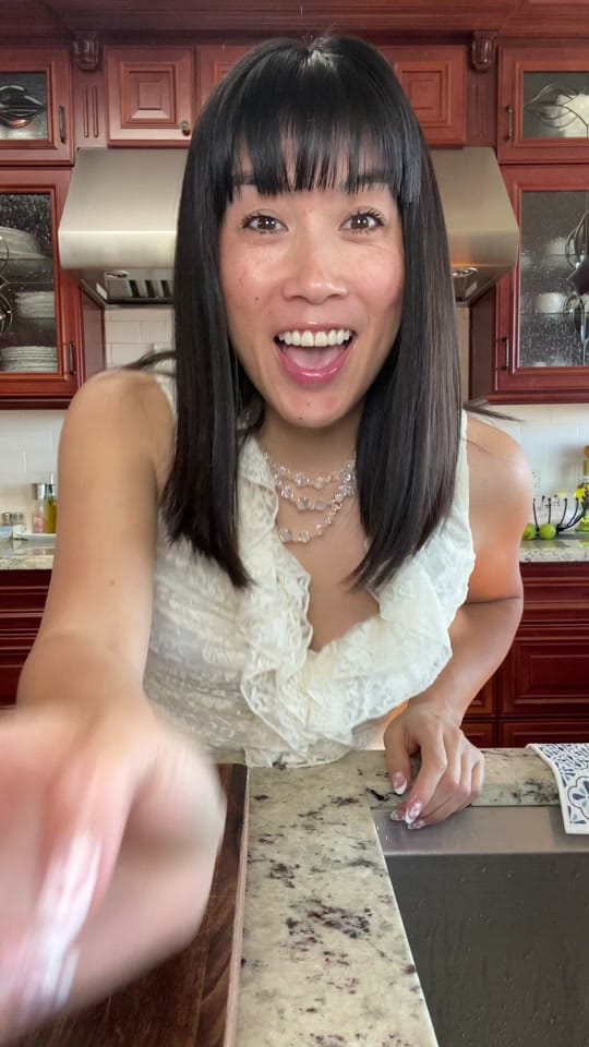 Post 4 by mari_sparkly✨ on TikTok (video)