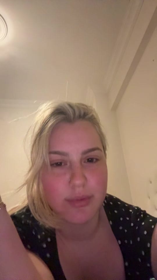 Post 3 by sarasmn on TikTok (video)