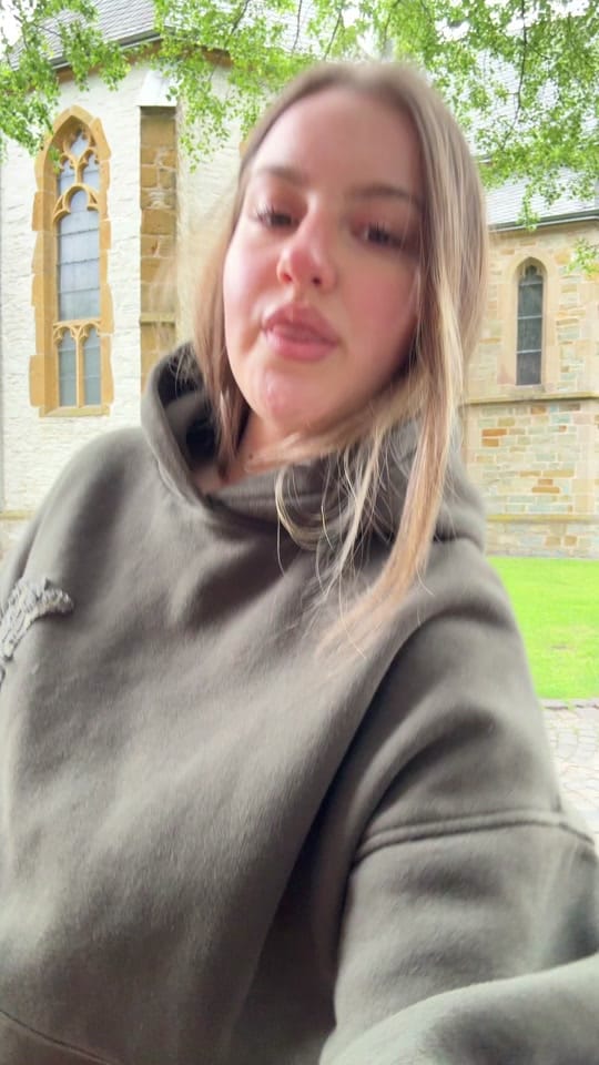 Post 6 by sarasmn on TikTok (video)