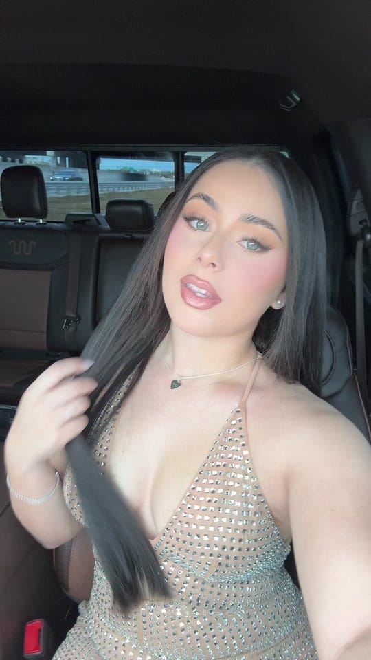 Post 10 by Cristina Antunez on TikTok (video)