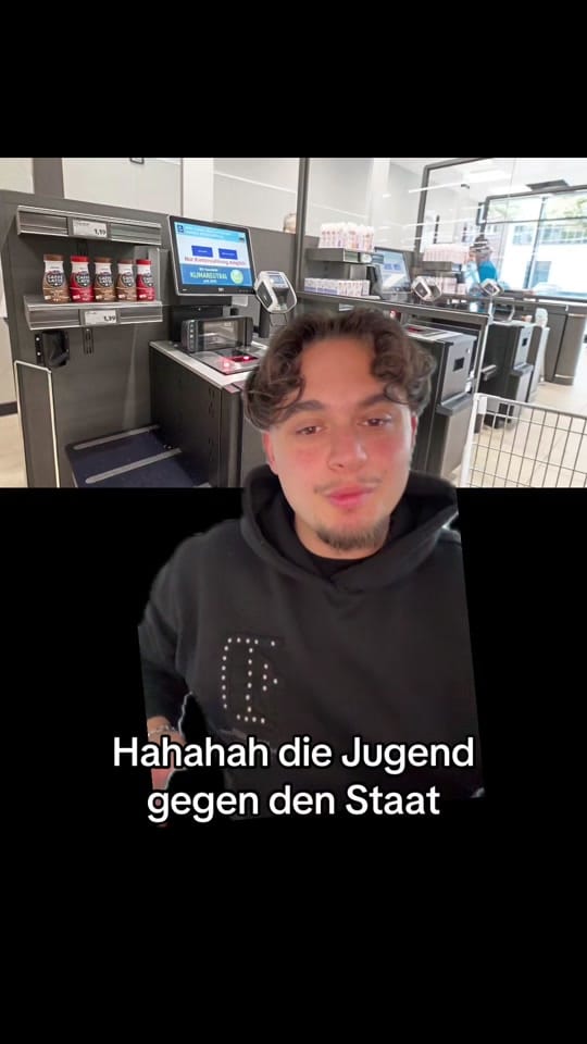 Post 4 by Beneyza on TikTok (video)