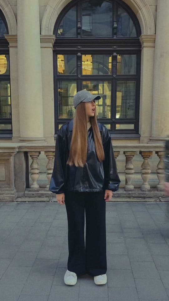 Post 5 by EMY on TikTok (video)