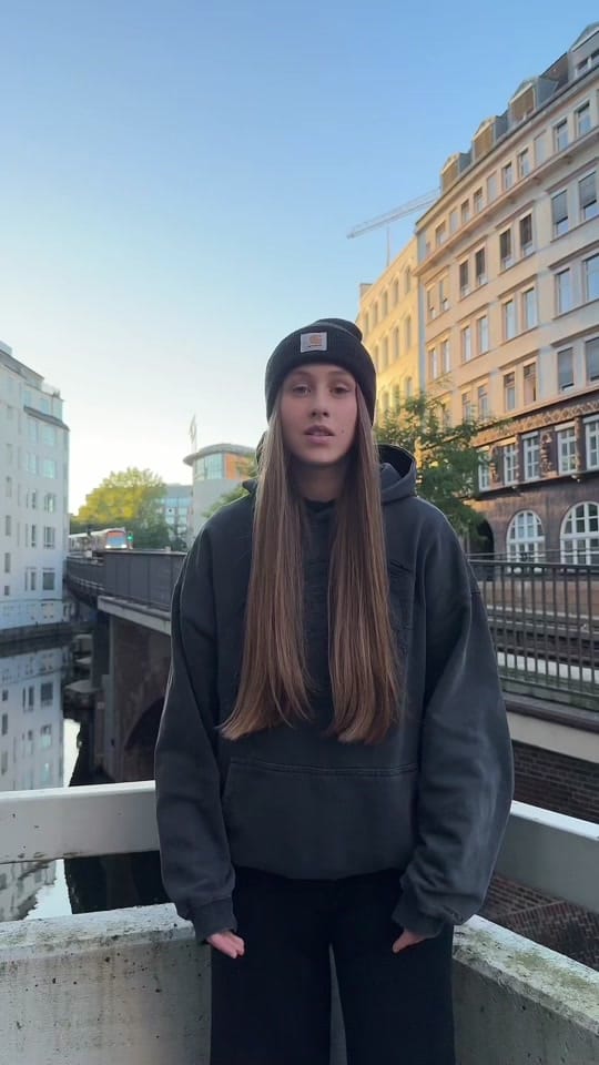 Post 9 by EMY on TikTok (video)