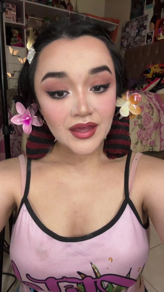 Post 4 by anairam on TikTok (video)