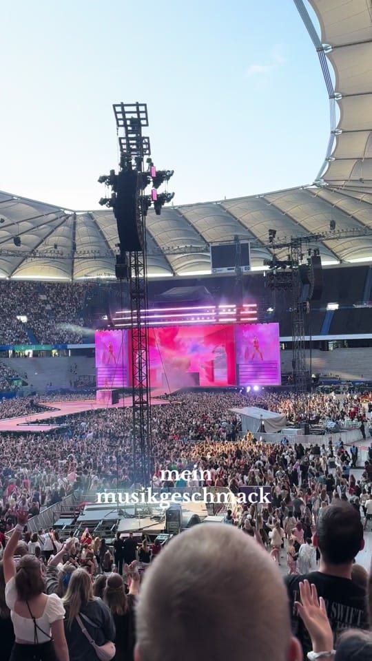 Post 2 by Anne on TikTok (video)