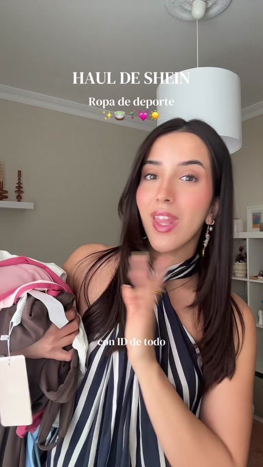 Post 2 by Rocío Grande on TikTok (video)