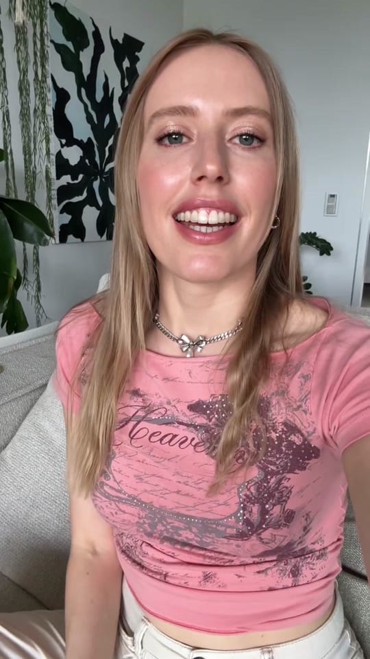 Post 7 by radiotop40 on TikTok (video)