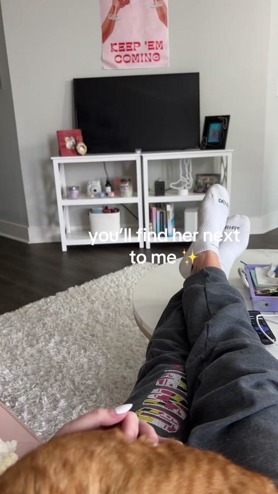 Post 1 by ⚡️Bree⚡️ on TikTok (video)