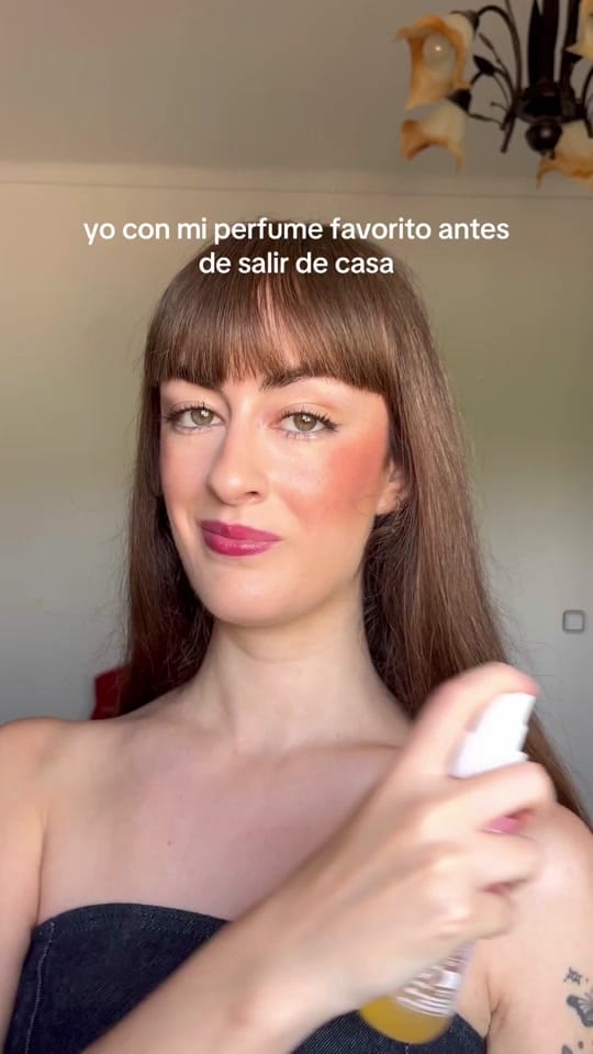 Post 3 by Esther Alcaide UGC Beauty on TikTok (video)