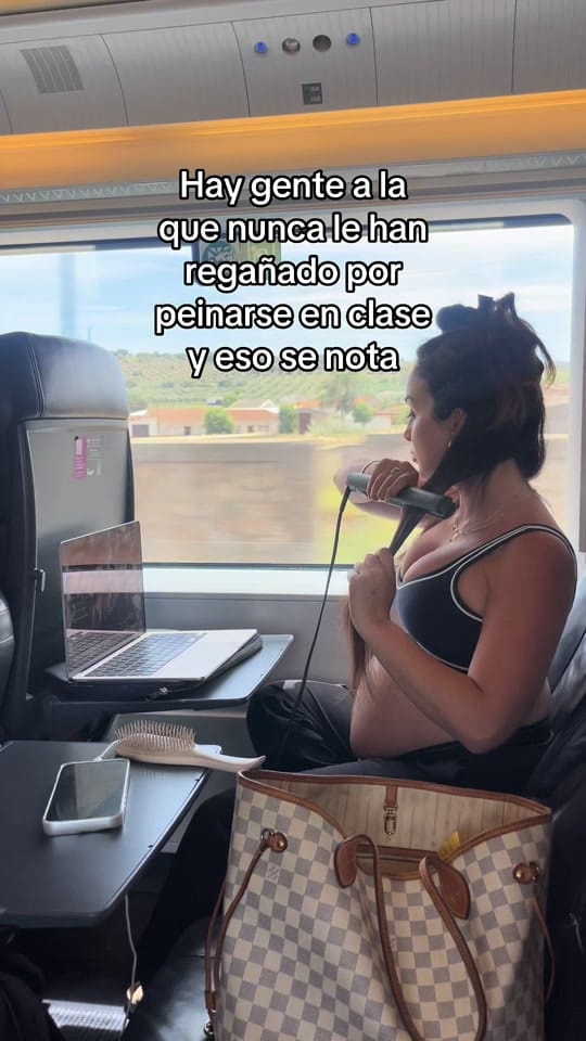 Post 7 by Yanira on TikTok (video)
