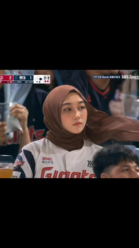 Post 1 by mine on TikTok (video)