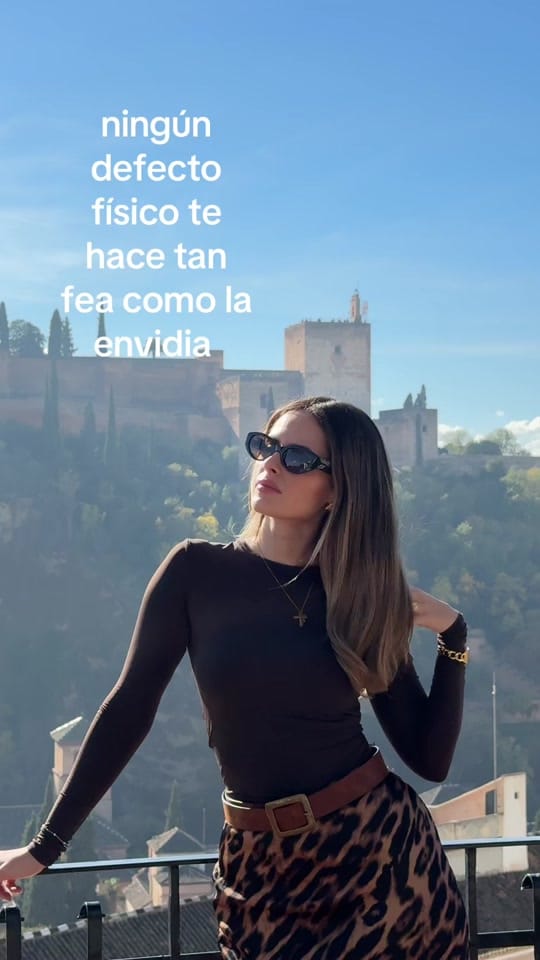 Post 6 by Elena Escañuela on TikTok (video)