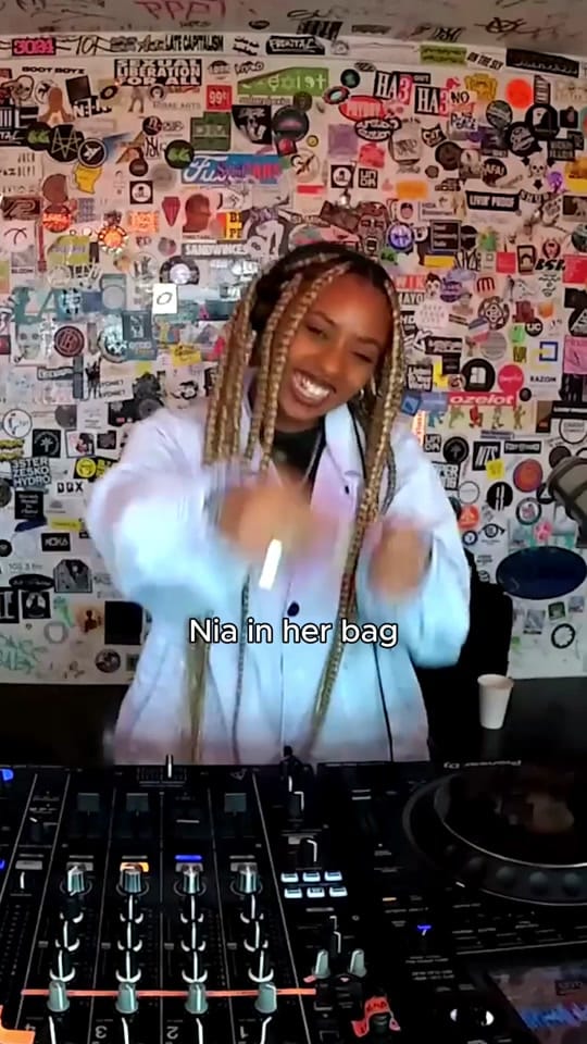 Post 6 by Positiva Records on TikTok (video)