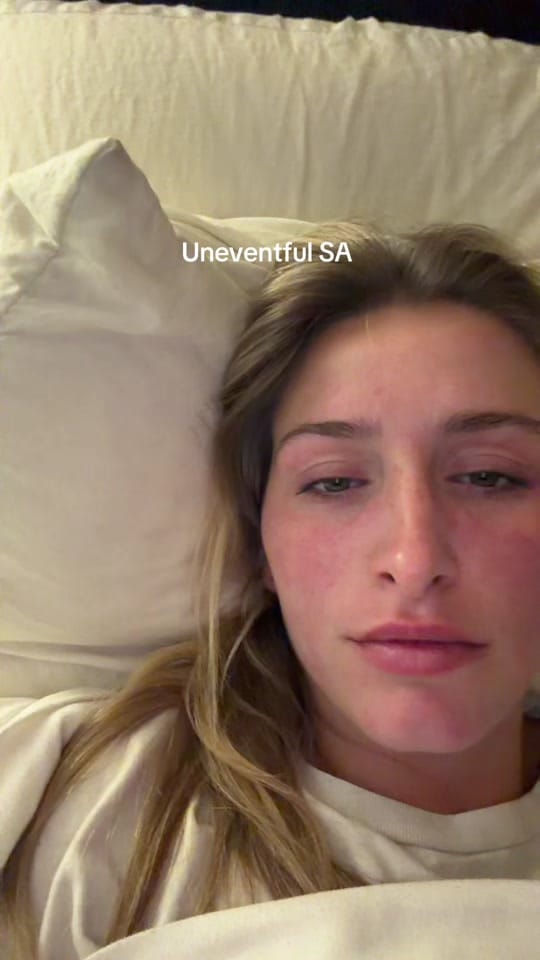 Post 10 by Sydney on TikTok (video)