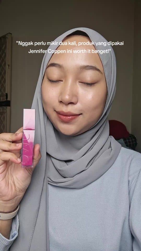 Post 2 by Rizkiaprianti16 on TikTok (video)