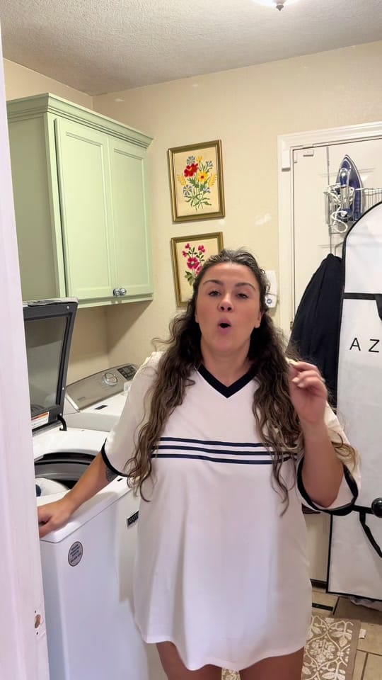 Post 6 by Nicole Peterson on TikTok (video)