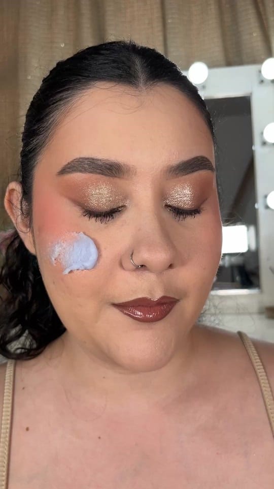 Post 3 by Mariana Aguilar Makeup on TikTok (video)