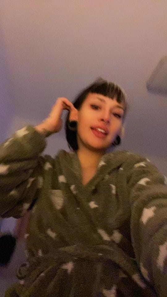 Post 1 by Klie on TikTok (video)