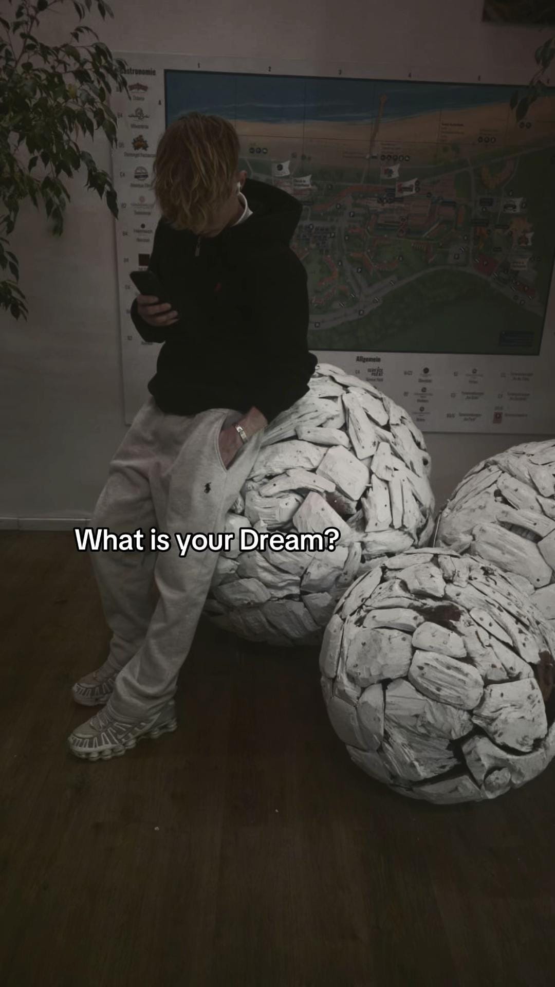 Post 6 by MuSicZz.On on TikTok (video)