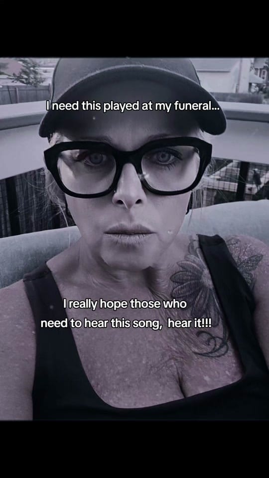 Post 2 by 🫧Erikalynn🫧 on TikTok (video)