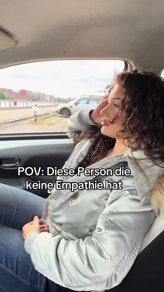 Post 2 by Emelondabeat on TikTok (video)