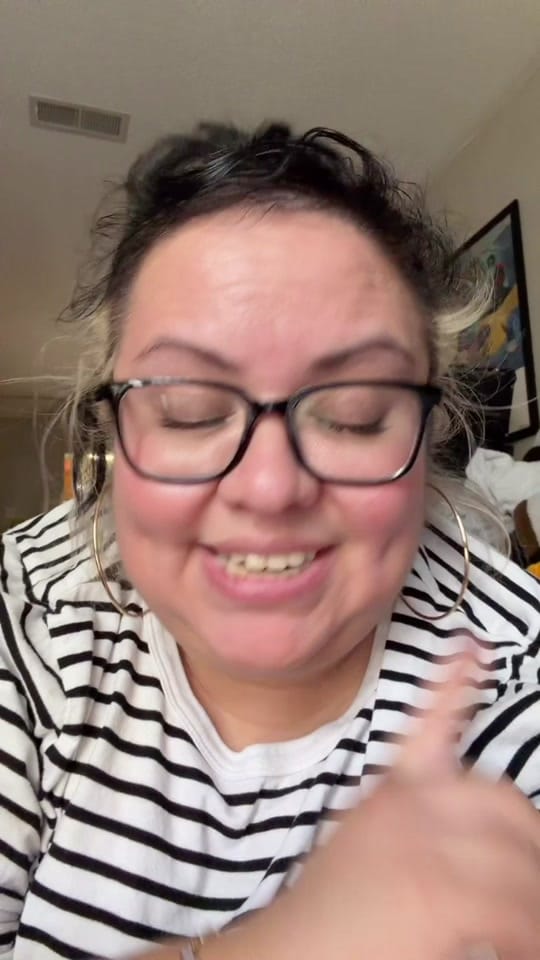 Post 4 by ellaequeue on TikTok (video)