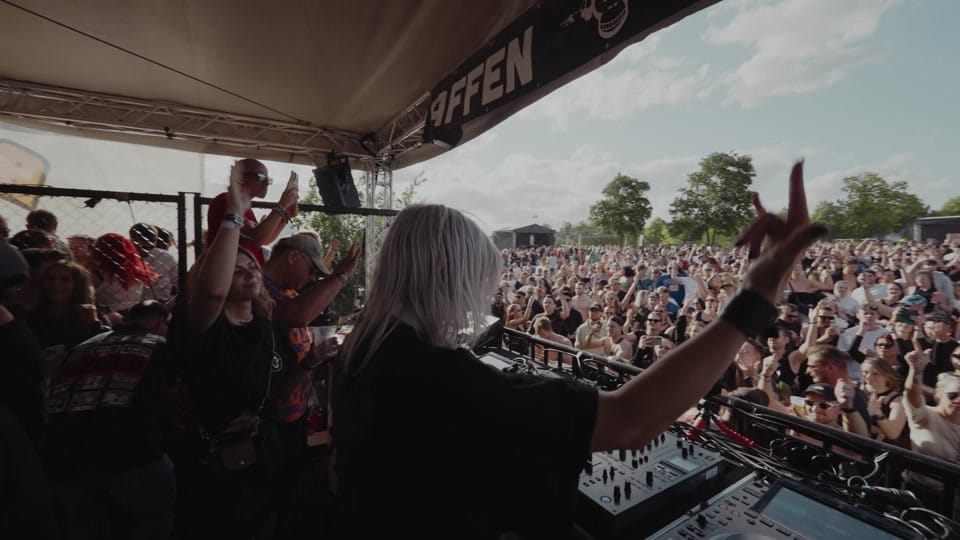 Post 8 by ΛVE on TikTok (video)