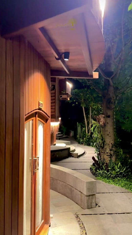 Post 8 by kianmas.resort on TikTok (video)