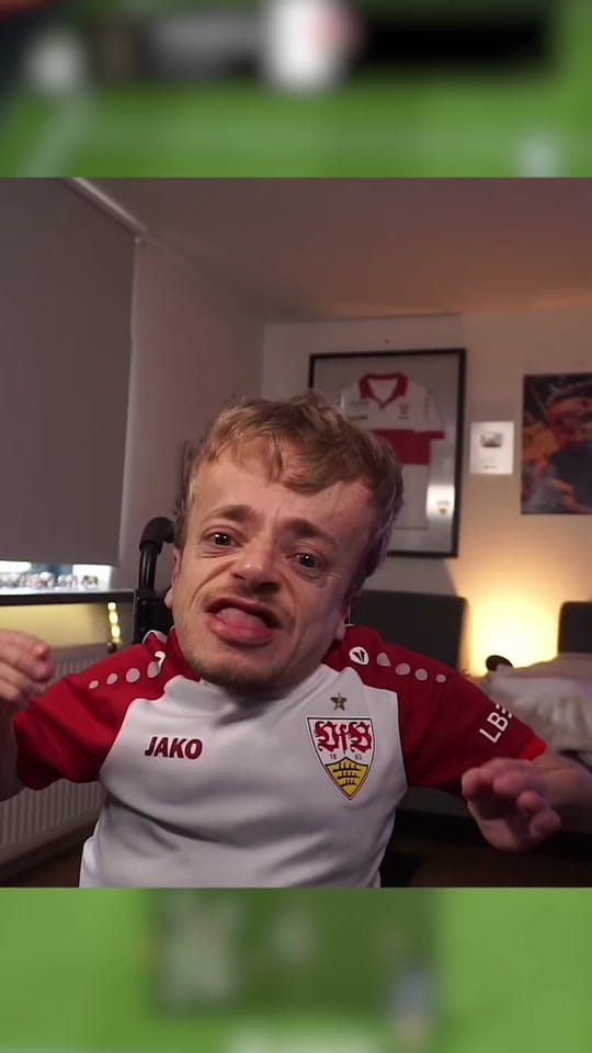 Post 3 by VfBeSports on TikTok (video)