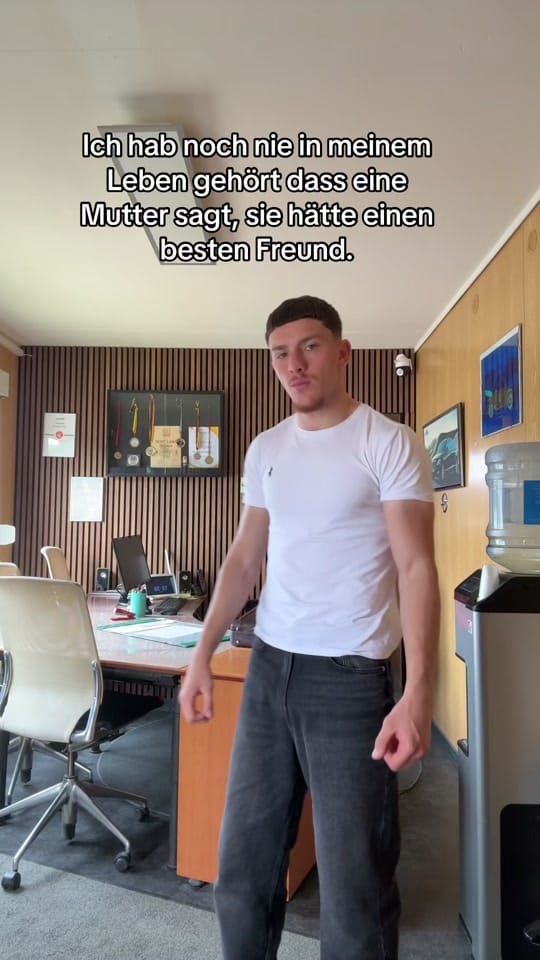 Post 10 by Hamudi🇱🇧 on TikTok (video)