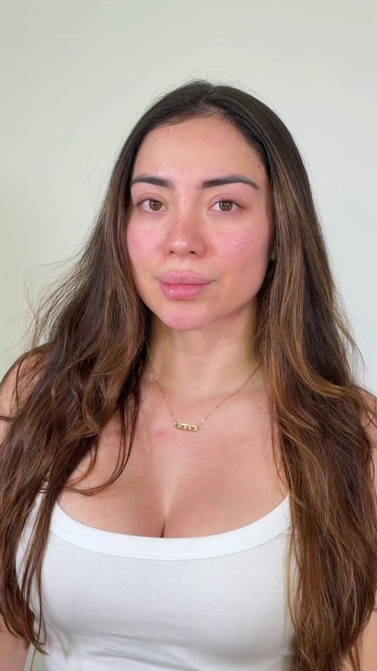 Post 2 by Alexandra Flavia Bit on TikTok (video)