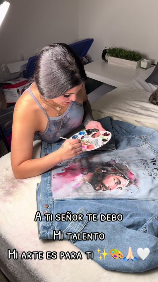 Post 1 by Fabiana a on TikTok (video)