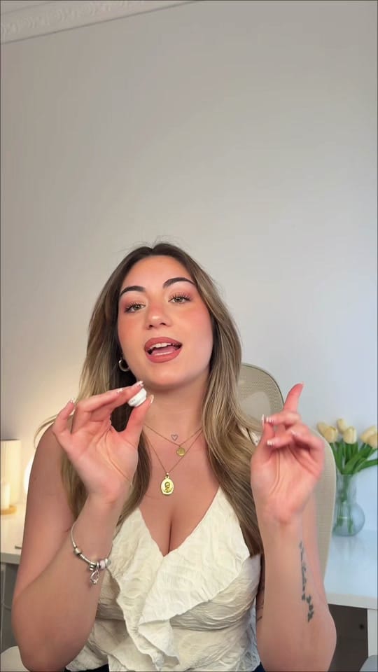 Post 2 by Evelyne | UGC Spain 🎀 on TikTok (video)