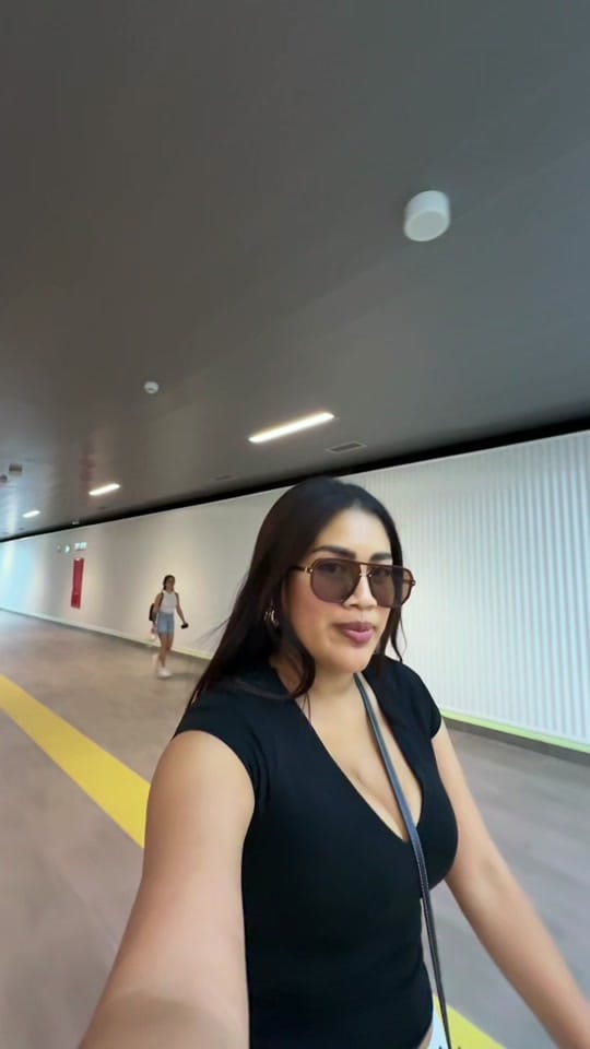 Post 2 by Nicole Ortiz on TikTok (video)
