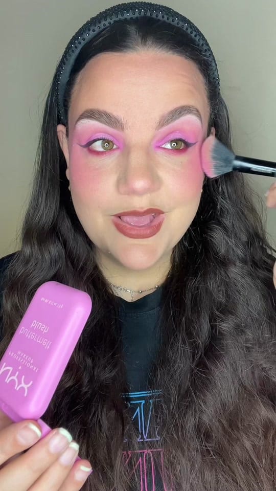 Post 8 by Cristina Makeup💕 on TikTok (video)