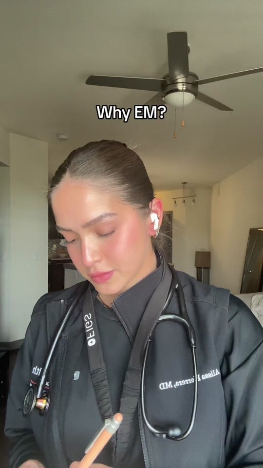 Post 5 by Alissa Herrera on TikTok (video)