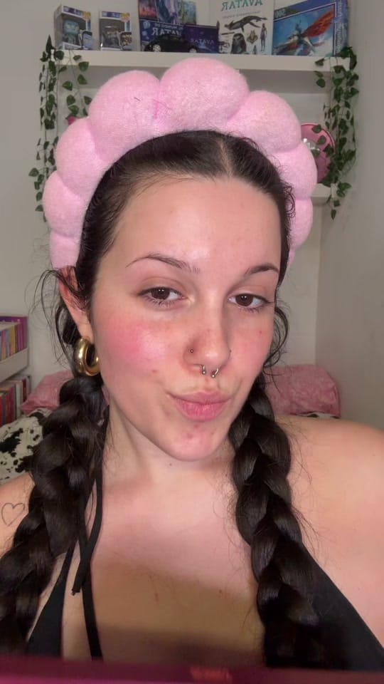 Post 7 by shei on TikTok (video)
