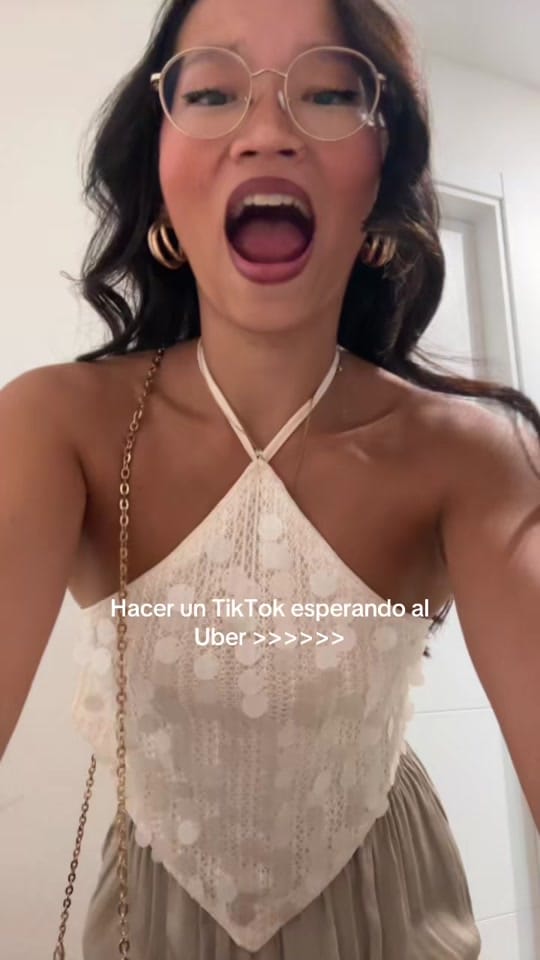 Post 2 by Lucía 🐉 on TikTok (video)