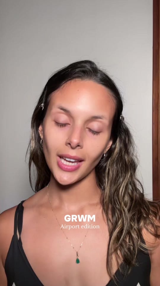 Post 2 by Laura Nuñez Makeup on TikTok (video)
