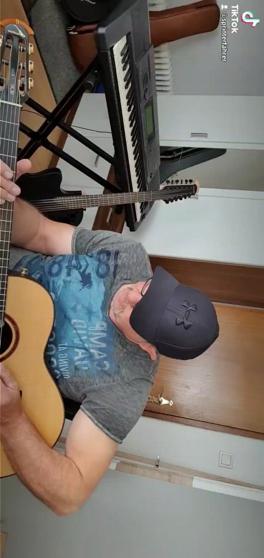 Post 10 by andreas on TikTok (video)