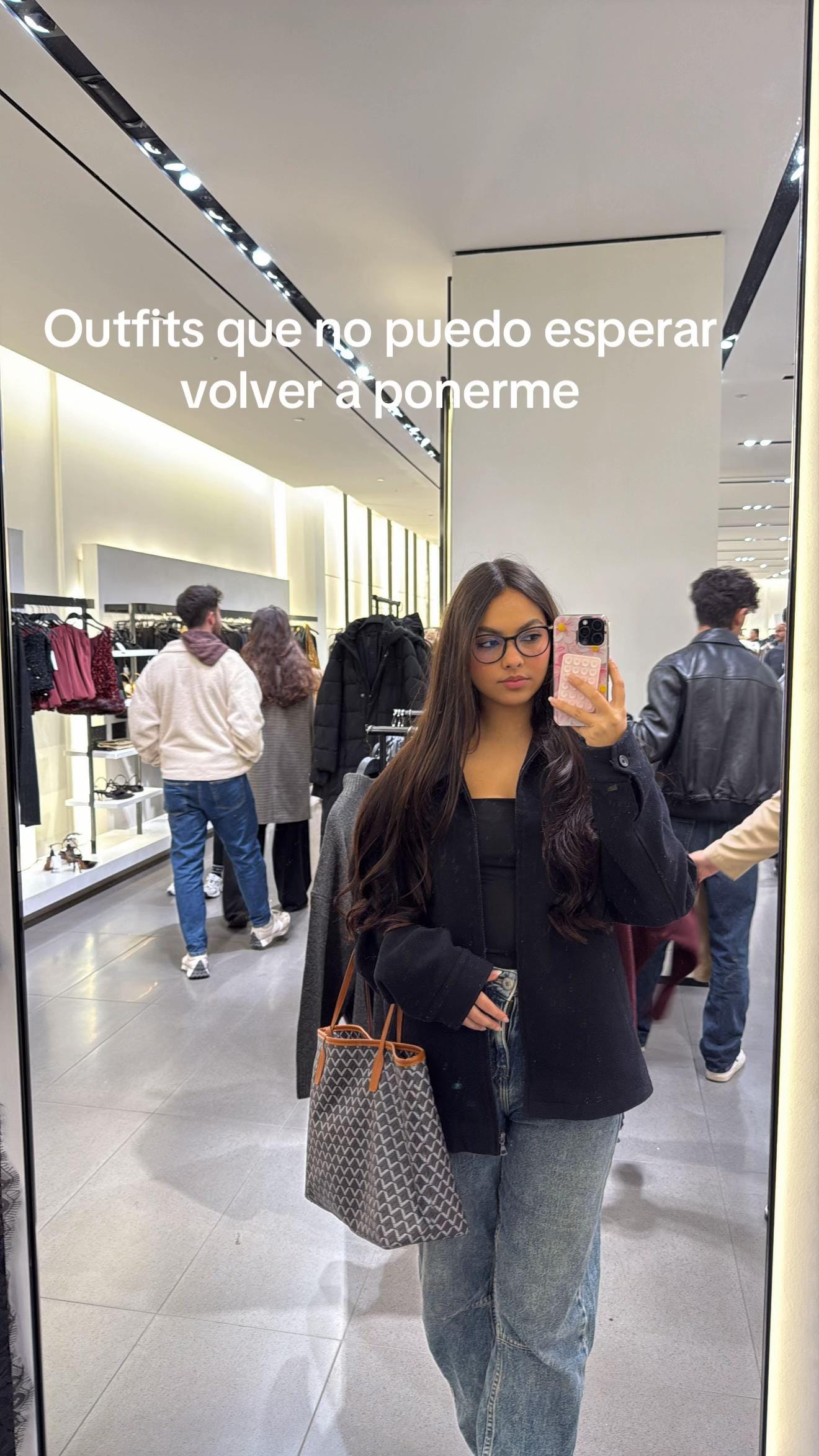 Post 8 by Daniela Anaya on TikTok (video)