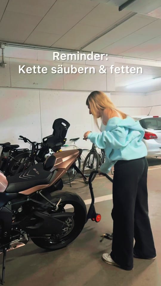Post 5 by Emilylylylyyyy on TikTok (video)