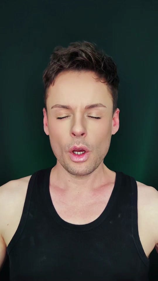 Post 2 by JACOBCANARIAS on TikTok (video)